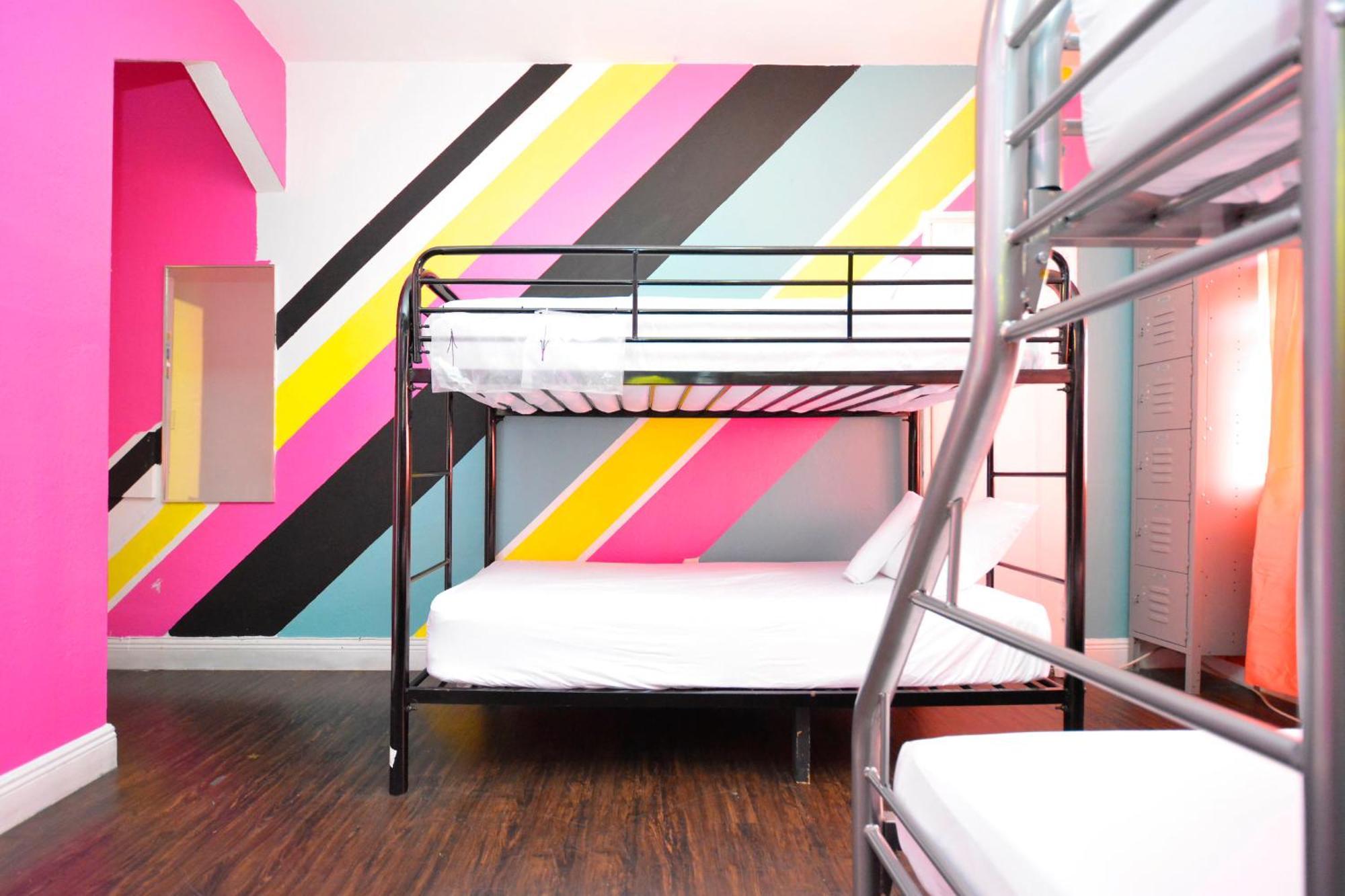 South Beach Rooms And Hostel - Miami Beach — Photos 3